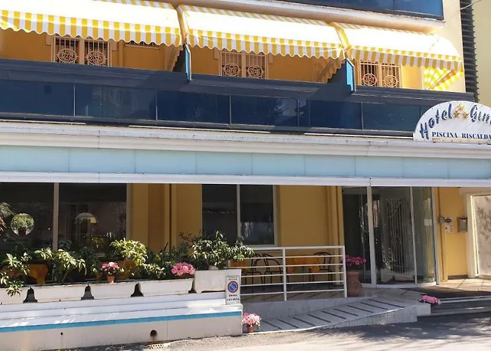 Ginevra מלון ריצ'יונה